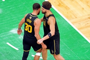 近10年总冠军薪资前二的都是谁？水花占大半空间 有替补拿3千万