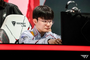Faker：相较于对手太强才输掉比赛 个人感觉是我们竞技状态太差