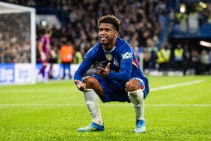 记者：安德雷·桑托斯已经与曼联签下合同，几小时内官宣转会